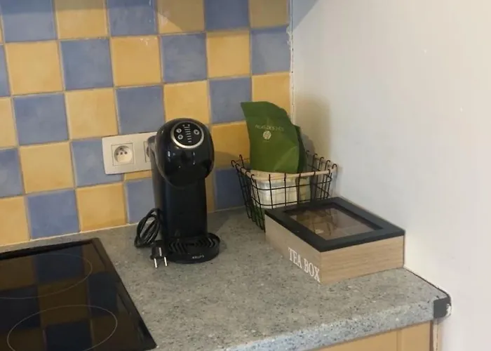 Chic Bien Situe Apartamento Mons