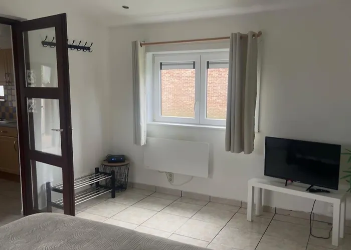 Chic Bien Situe Apartamento *